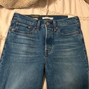 Levi’s wedgie straight leg jeans